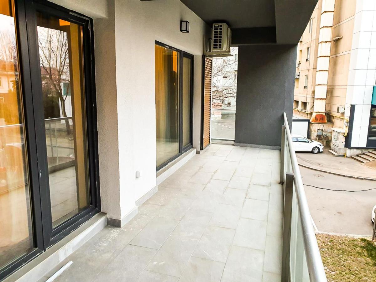 Urban Retreat: Industrial Chic 1Br Ap - Heart Of Bucharest Leilighet Eksteriør bilde